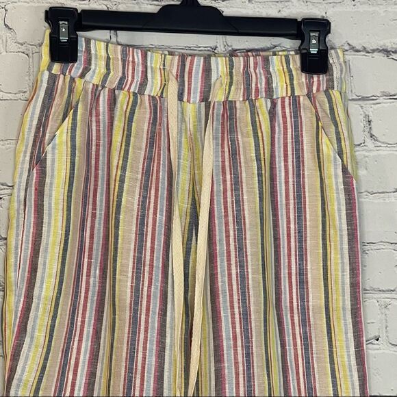 Elan Linen Cropped Pant - Picture 4 of 10